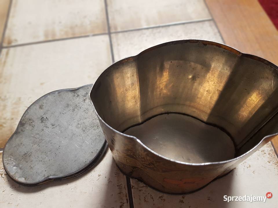 Z kolekcjiPrzedwojenny metalowy pojemnik do Gorzów Wielkopolski sprzedam