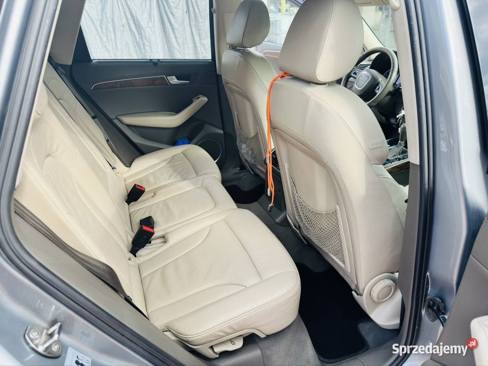 Audi Q5 8R benzyna automat quattro SUV hak klimatyzacja Brzezinki