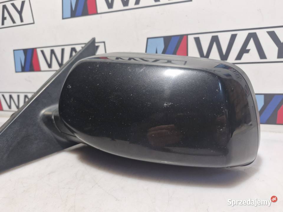 BMW OE BMW E60 E61 LCI LUSTERKO LEWE 3PIN 475 osobowe