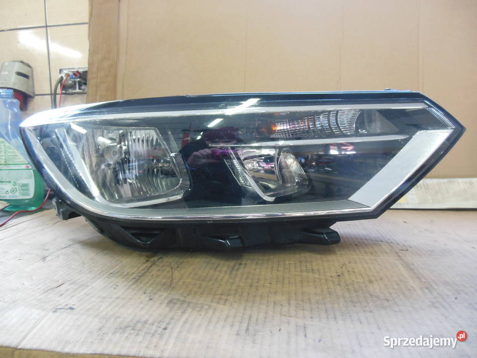 VW PASSAT B8 14 REFLEKTOR PRAWY LAMPA PRZÓD H7