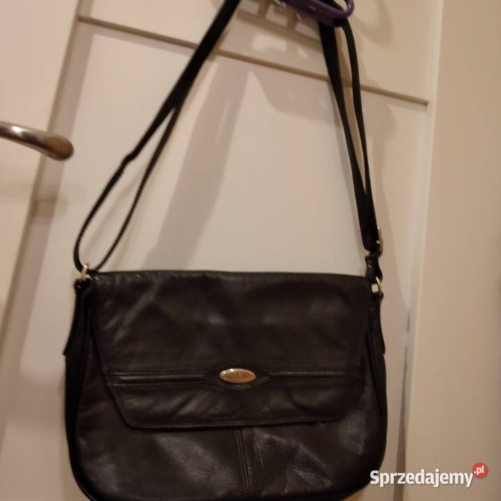 czarna skórkowa torebka Bukowno