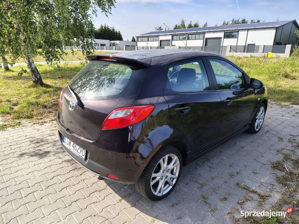 Mazda 2 14 MZCD Doinwestowany 189000km 2 sprzedam