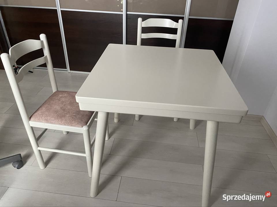 Piękny masywny stół 80x80 2 krzesła podkarpackie Pysznica