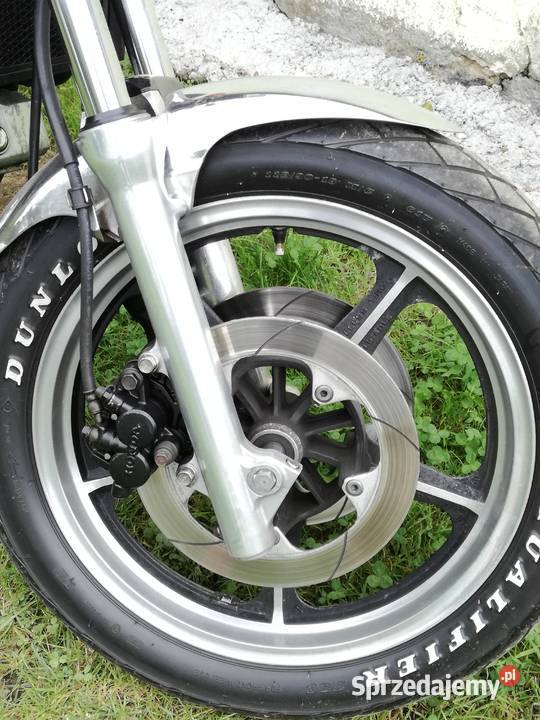 Honda Magna Bobber Chopper Custom przod Jelenia Góra