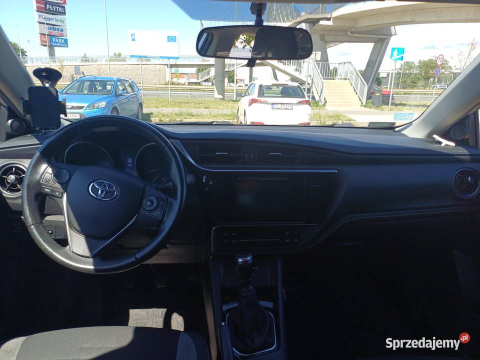 Toyota Auris Auris 16 D4D poLift 150 112 2015 150KM Szczecin sprzedam