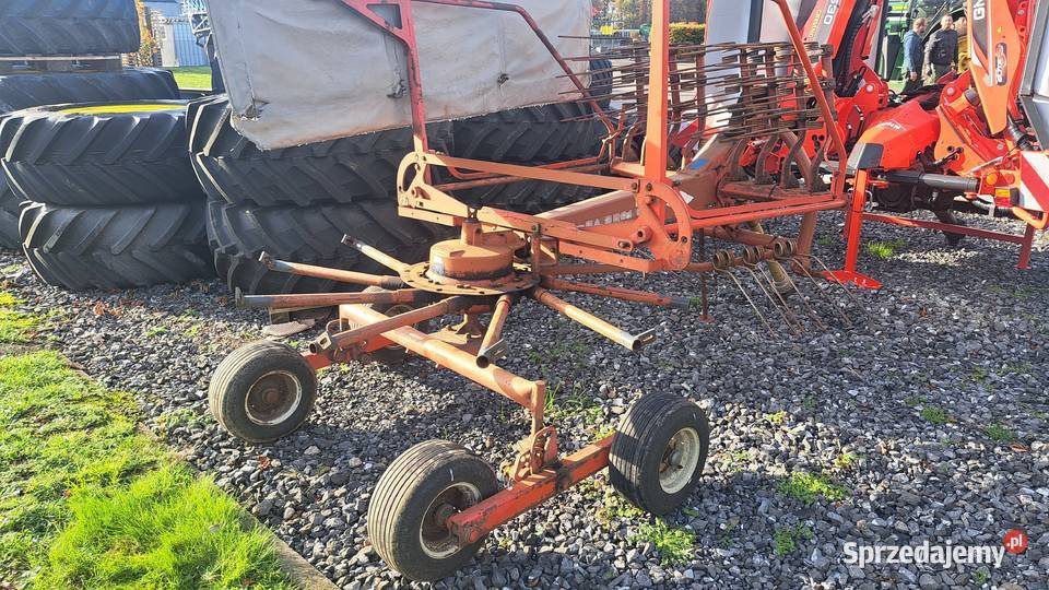 zgrabiarka krone kuhn Miejska Górka sprzedam