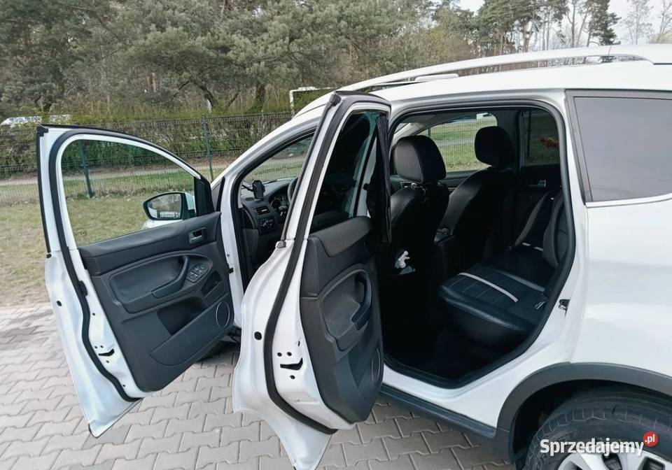Ford Kuga 2011 20 TDCi 140 zadbany biały Rok produkcji 2011 Kuga Bydgoszcz