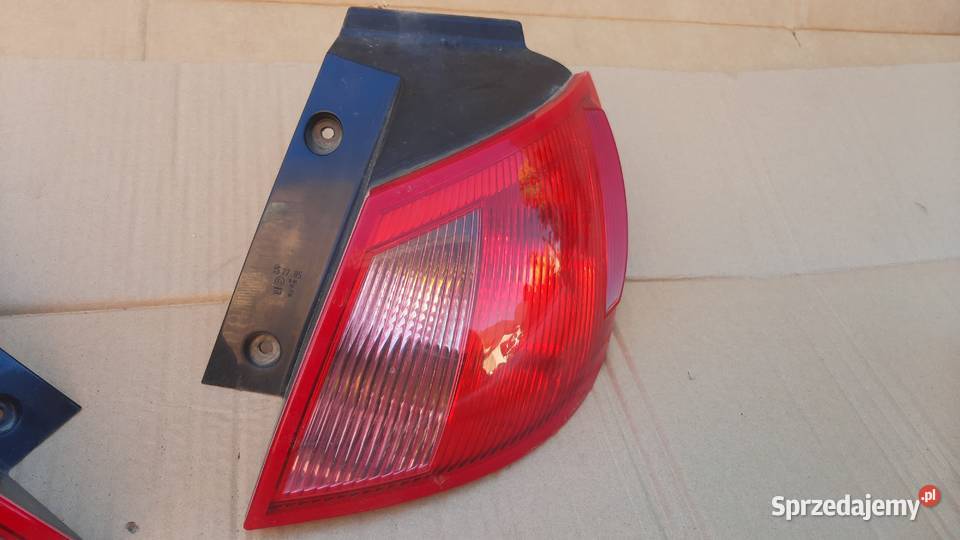 lampa tylna prawa lewa Mitsubishi Colt VI z30 Dębno