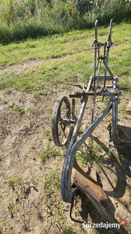 Zabytkowe pługi dwuskibowe podkarpackie Pruchnik