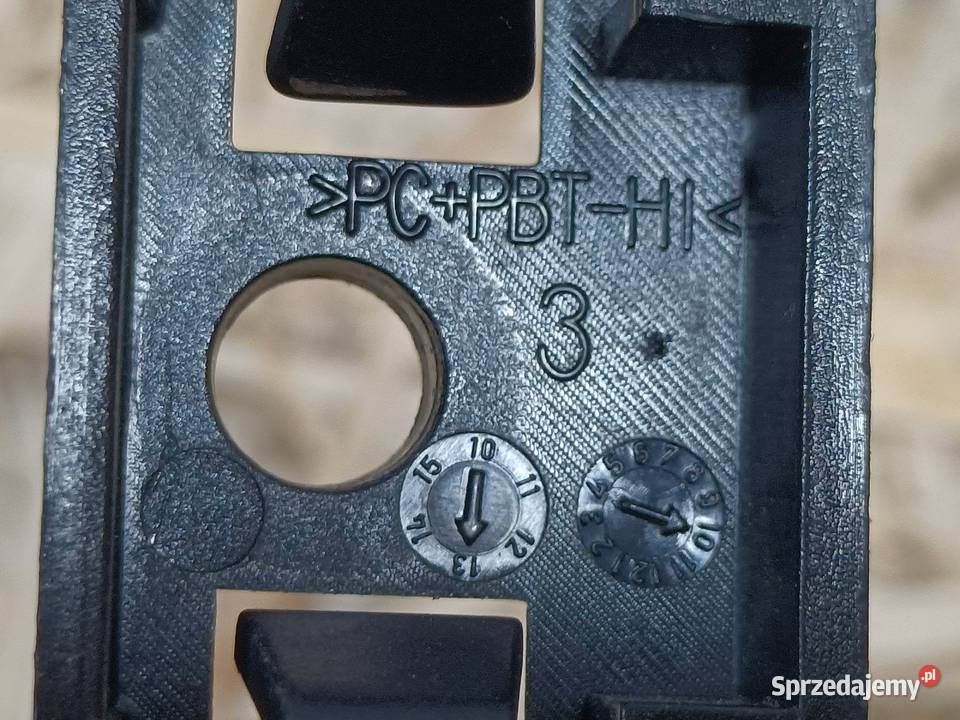 AUDI A4 B7 ŚLIZG MOCOWANIE ZDERZAKA LEWY PRZÓD