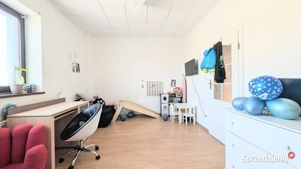 Mieszkanie 1 piętro 3 pokoje 79m garaż murowany opolskie Olesno