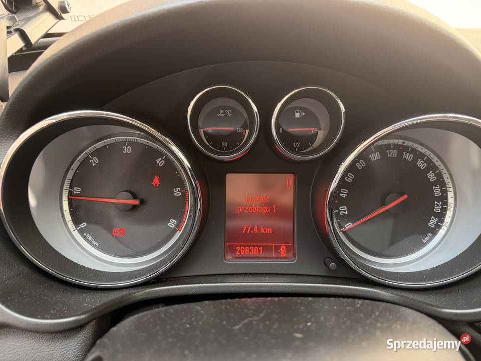 Sprzedam OPEL insignia 20 CDTI 2010r Rok produkcji 2010 mazowieckie sprzedam