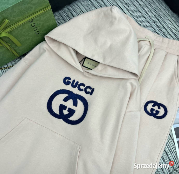 Strój sportowy Gucci Odzież sportowa pomorskie Wejherowo sprzedam