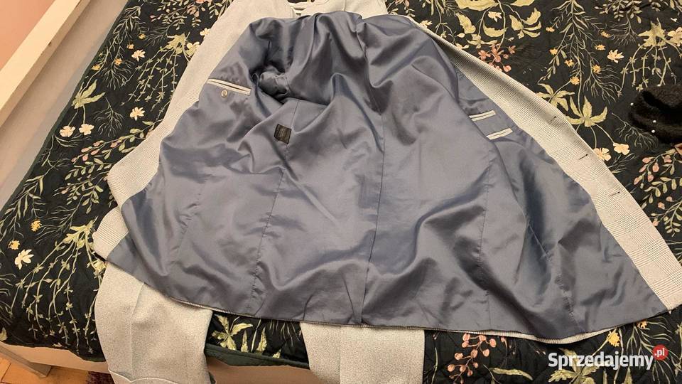 Garnitur męski jasnoszary Boguchwała sprzedam