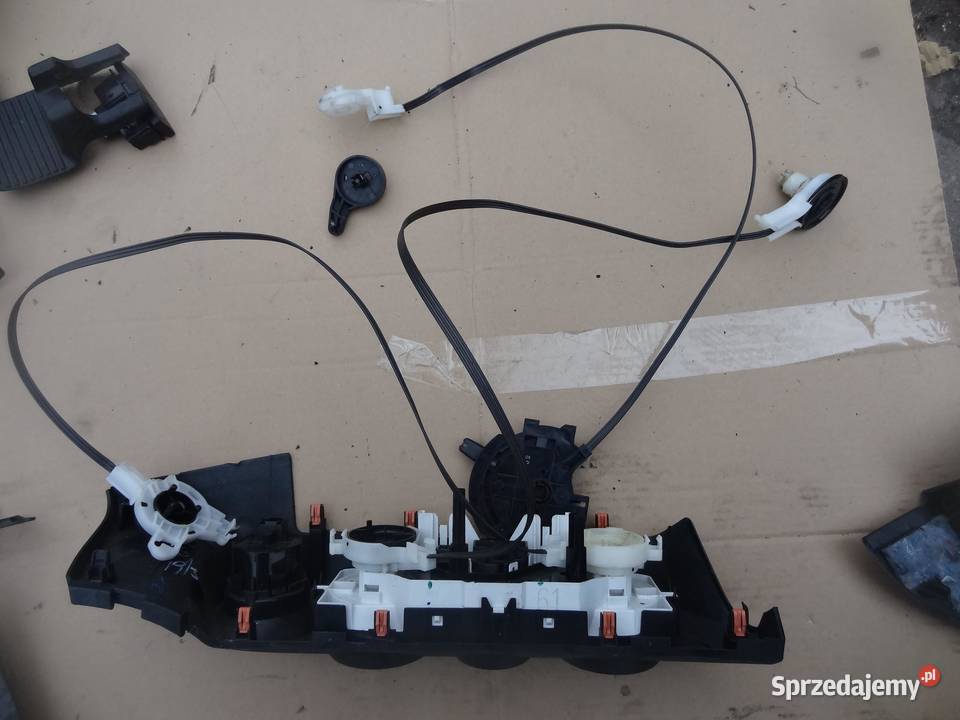 PANEL STEROWANIA KLIMATYZACJĄ TOYOTA HILUX VIII sprzedam