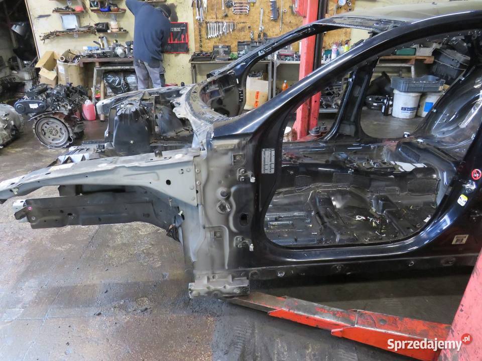 ĆWIARTKA PODŁUŻNICA LEWY PRZÓD JAGUAR XJ X351