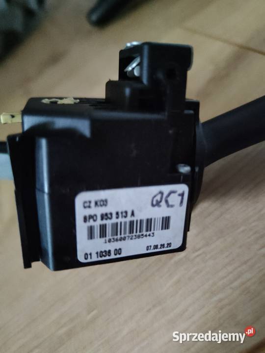 Manetka kierunkowskazów audi a3 8p 8P0953513A Bełk