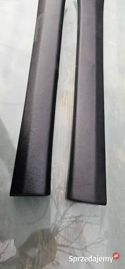 Osłona słupka a mercedes w124 1246920489 Rok produkcji 1993 sprzedam