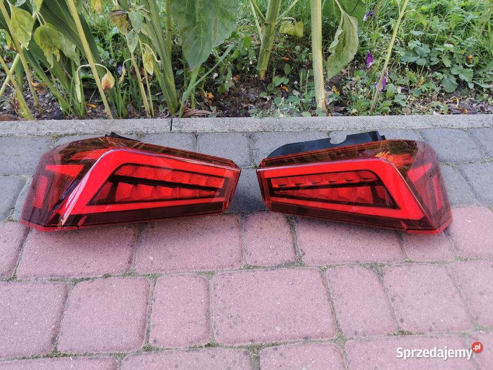 CUPRA BORN 10E945095A LAMPA TYLNA LEWA LED ŁADNA dolnośląskie Jelenia Góra
