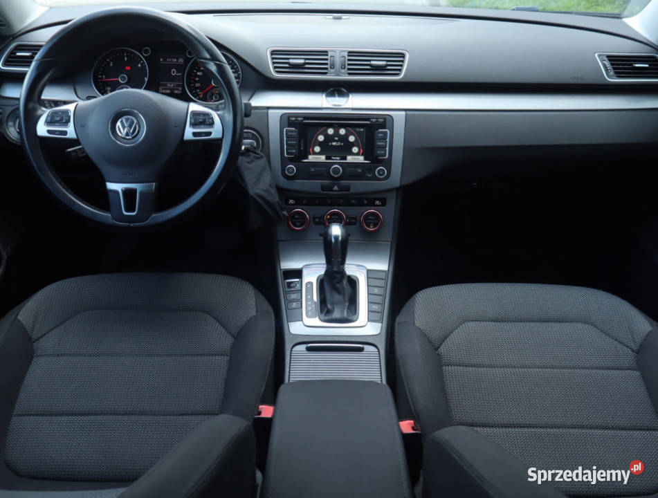 VW Passat 20 TDI relingi dachowe Samochody osobowe