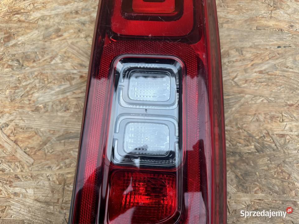 Lampa tył prawa rh partner IV 4 Berlingo IV 4 Międzychód sprzedam