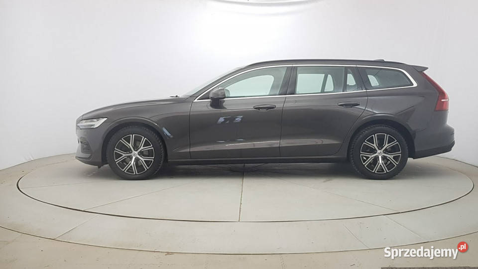 Volvo V60 B4 D Core Z Polskiego Salonu Faktura V60