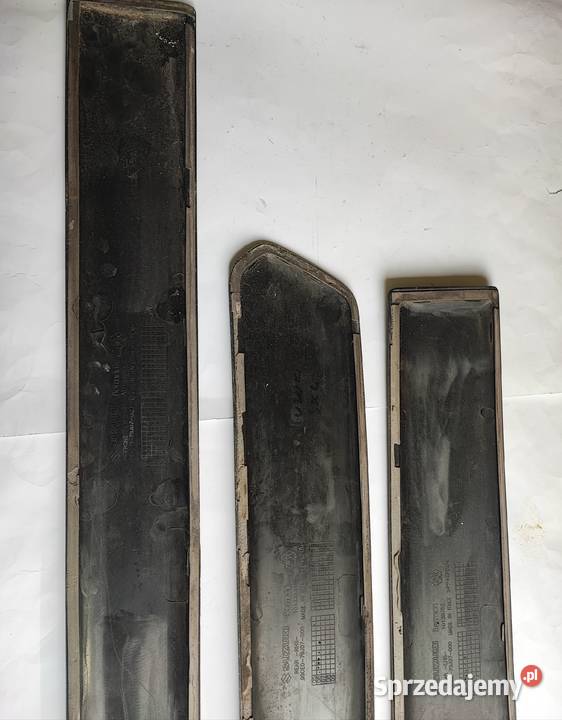 Listwa drzwi Suzuki Sx4 listwa boczna ozdobna Lipno