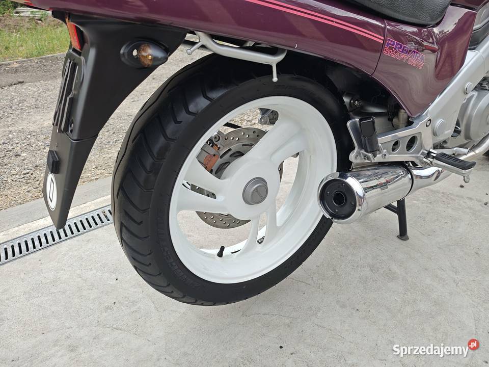 Honda ntv 650 Revere wal kardana piękny stan Rudnik nad Sanem