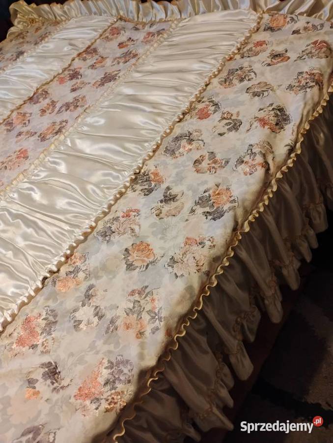 Narzuta z powłoczkami