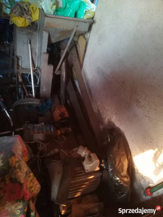 Sprzedam ciągniki z osprzętem Kozi Róg