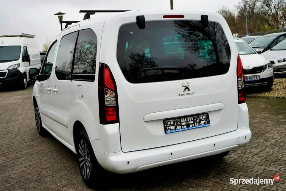 Peugeot Partner 16HDI 5 osób NAVI kamera serwis 75KM