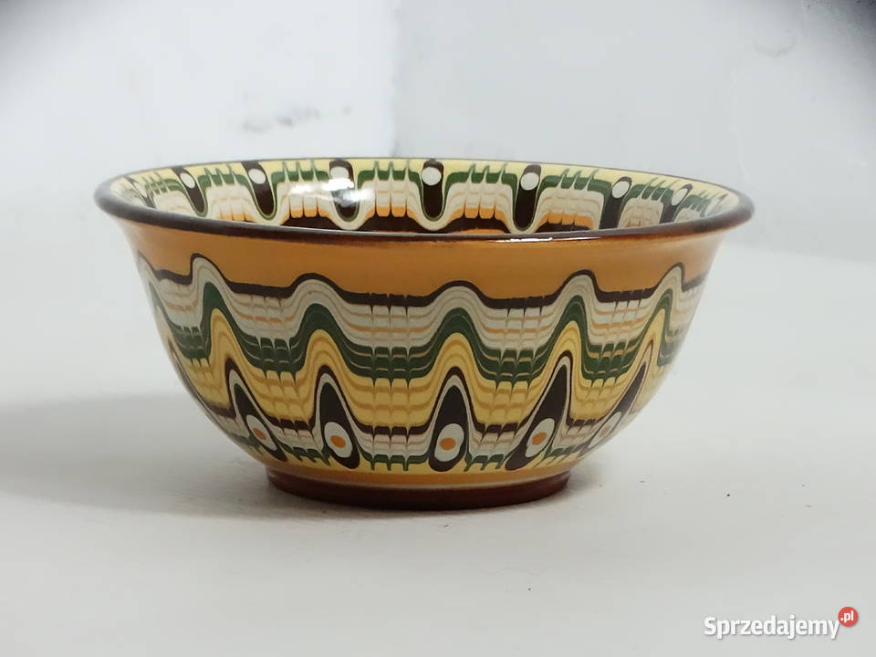 Tradycyjna bułgarska miska ceramiczna Trojan Miski lubelskie Biłgoraj