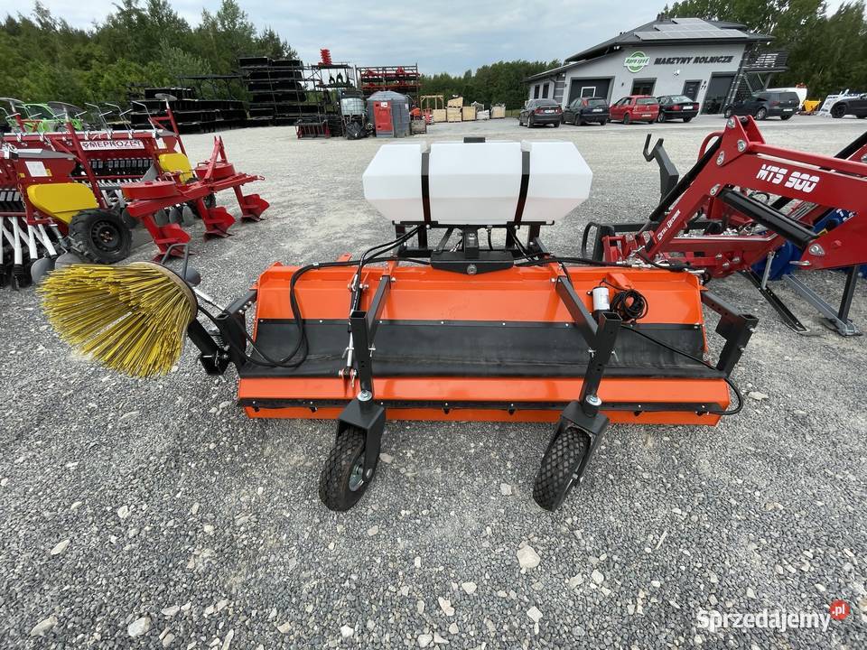 Zamiatarka Metal Technik transport Sadków Szlachecki