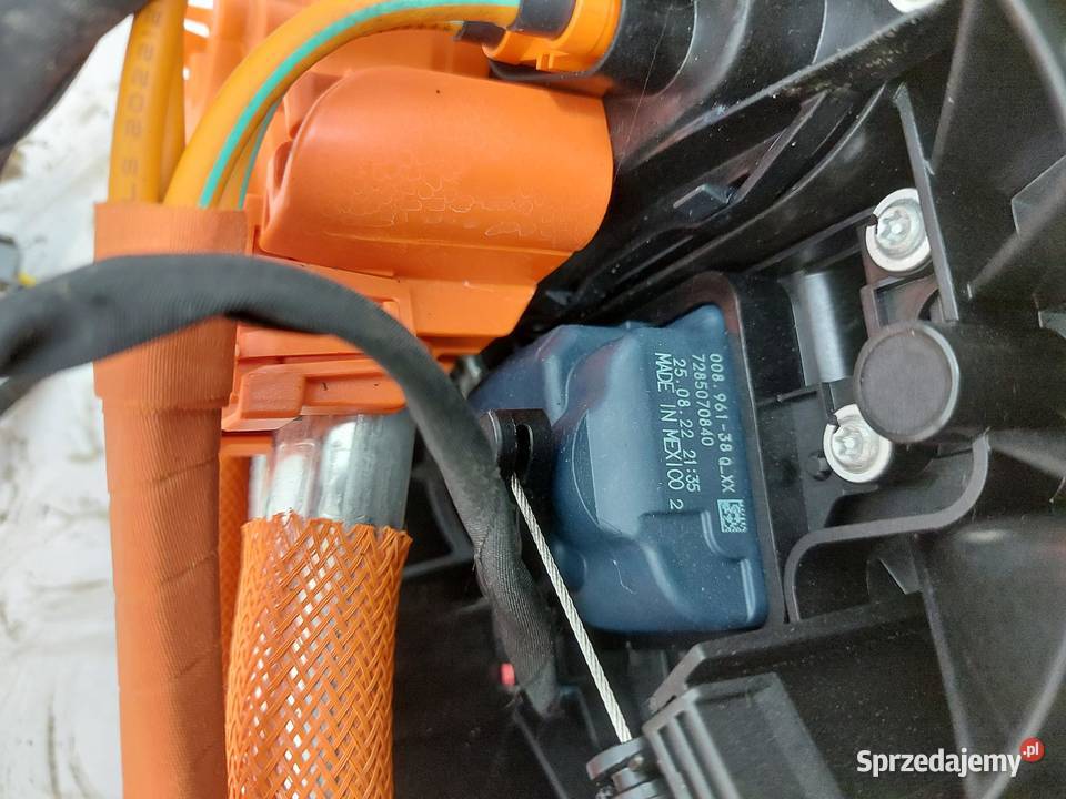 TESLA MODEL Y 2023r Przewód ładowania sterownik