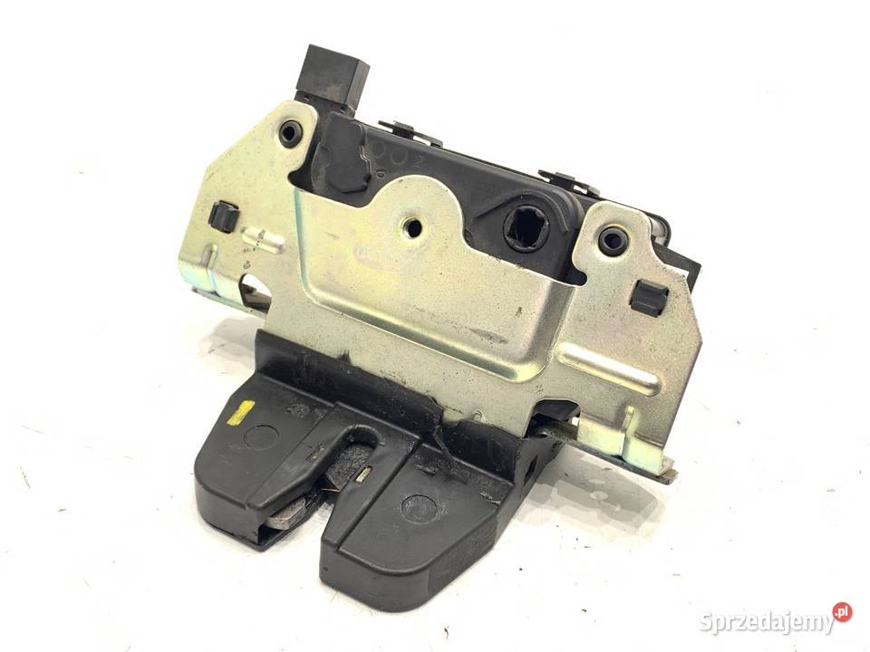 ZAMEK KLAPY TYŁ OPEL ZAFIRA B Minivan 13117285 osobowe