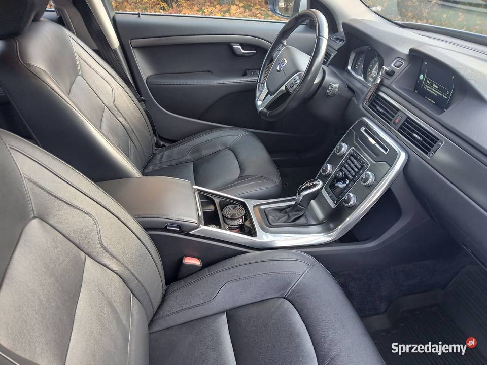 zadbane Volvo V70 D4 SUMMUM bluetooth Częstochowa