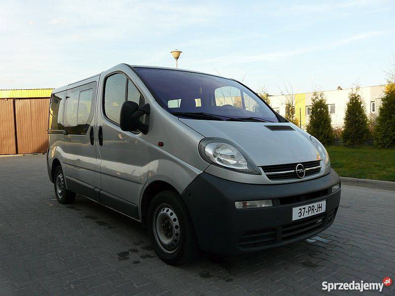 OPEL VIVARO Tour 19 CDTI 101 Klima 9 osób sprzedam