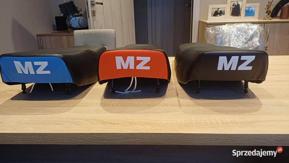 Fotel siodło siedzisko kanapa MZ ETZ 125 150 251 Zduńska Wola sprzedam