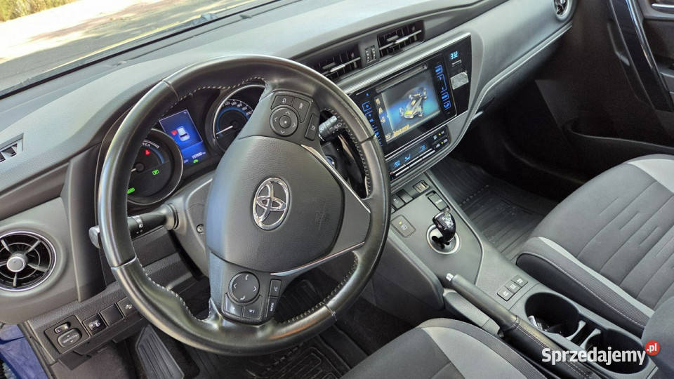 Toyota Auris 18 HSD 136 Kamera Serwisowany Vat przyciemniane szyby mazowieckie Otwock Mały