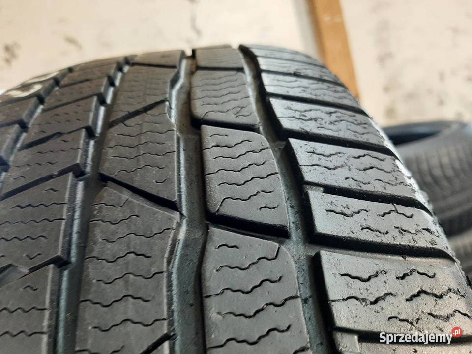 2x Opona UŻYWANA ZIMOWA 20550R17 CONTINENTA 150