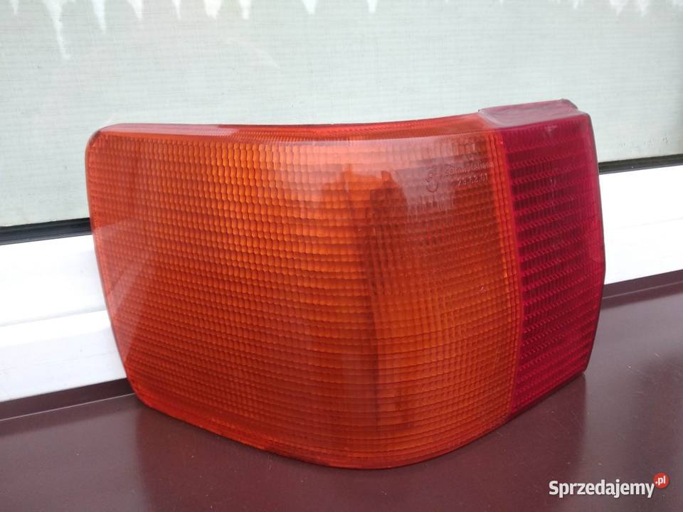 Audi 80 B3 lampa tył tylna lewa narożna w sprzedam