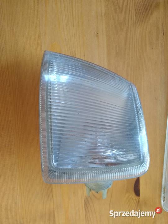 Klosz lampy i kierunek Vectra A Rok produkcji 1991 Oświetlenie Zemborzyce Tereszyńskie sprzedam