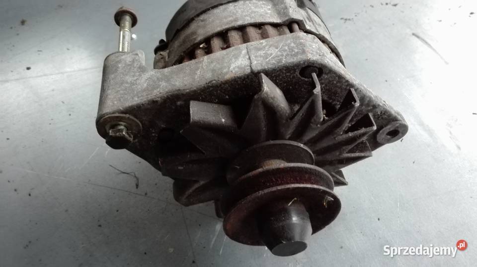Renault 5 11 19 14 E Alternator sprzedam