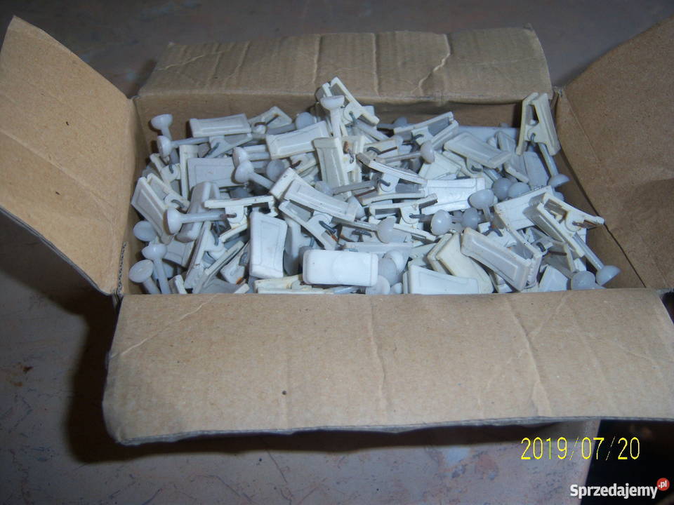 Kanisz karnisze plastikowe dwurzędowe szyny Kielce sprzedam