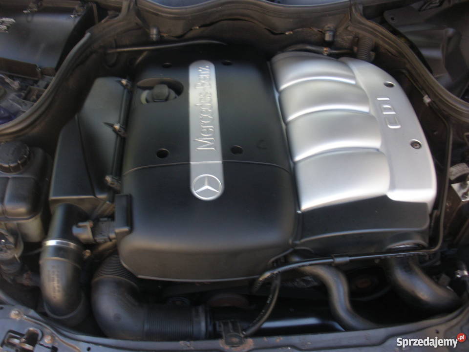 Mercedes C 220 Kombi Avantgarde 22 diesel 2003 r 4/5 Zarośle