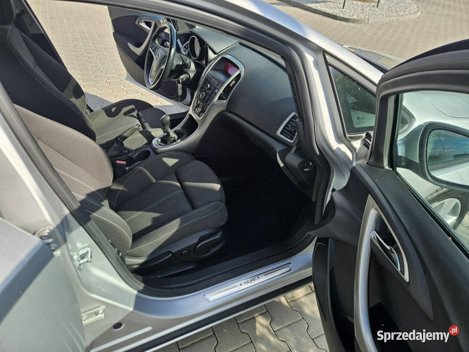 Opel Astra 14 100 Klima ElektrykaParktronik J dolnośląskie Strzegom sprzedam