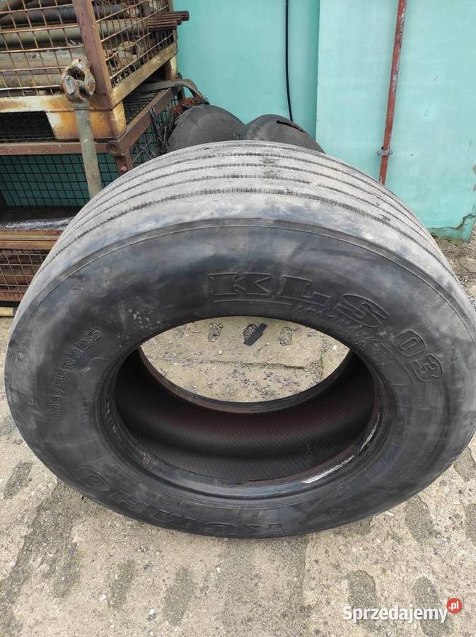 Opona używana Kumho 38555 R 225 55 świętokrzyskie Ostrowiec Świętokrzyski