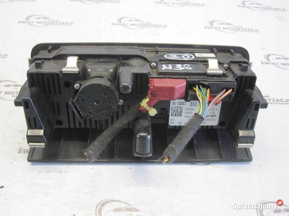 AUDI A1 panel klimatyzacji 8X0820043A Kielce