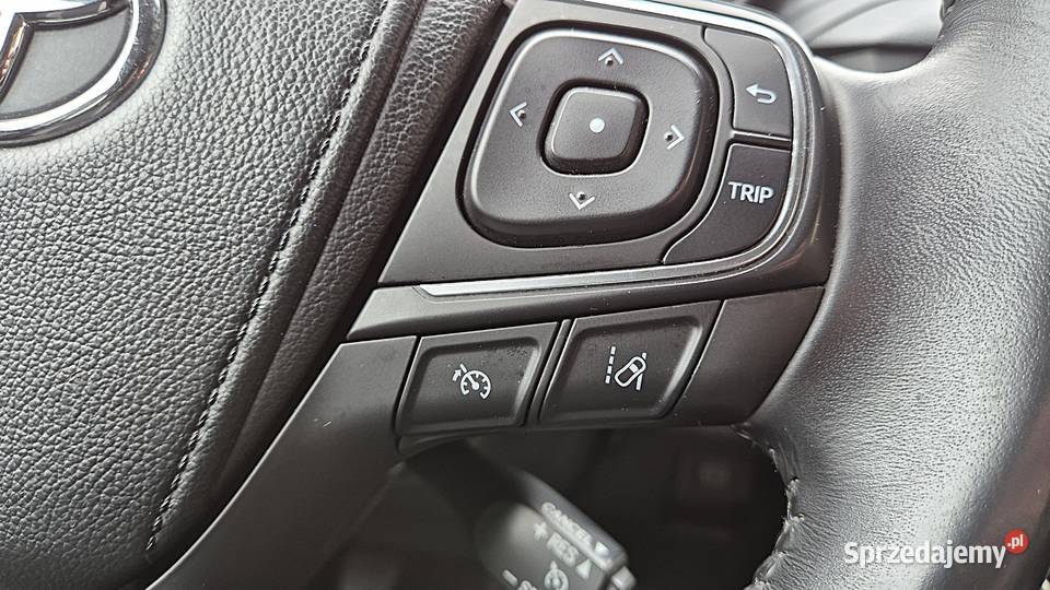 PEWNA TOYOTA AVENSIS Z POLSKIEGO SALONU SERWIS Avensis