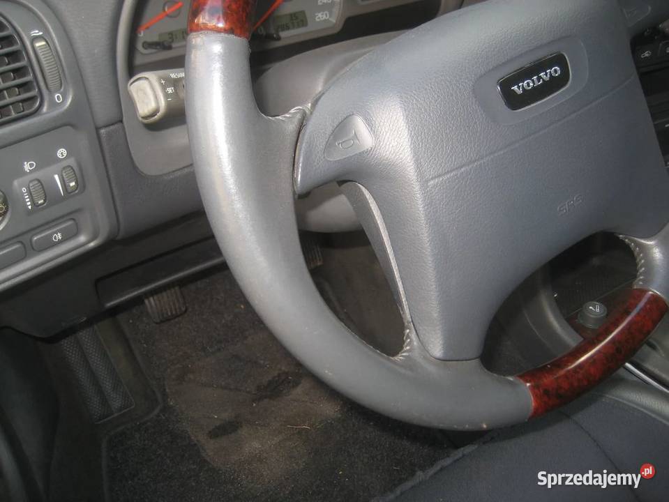 volvo v40 s40 lift 0003r kierownica skóra drewno Rakoniewice